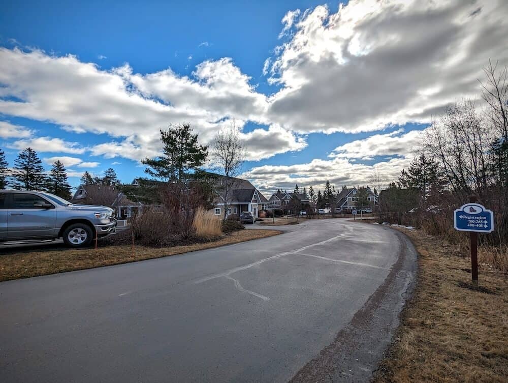 Exterior view of Larsmont Cottages in Two Harbors, MN