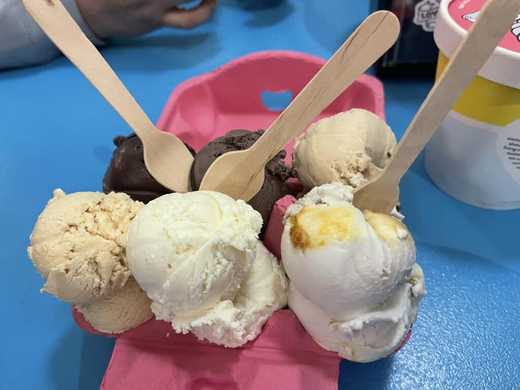 Love Creamery. Ice Cream shop in Duluth, MN. Ice cream shop on Lake superior. Delicious Ice cream.