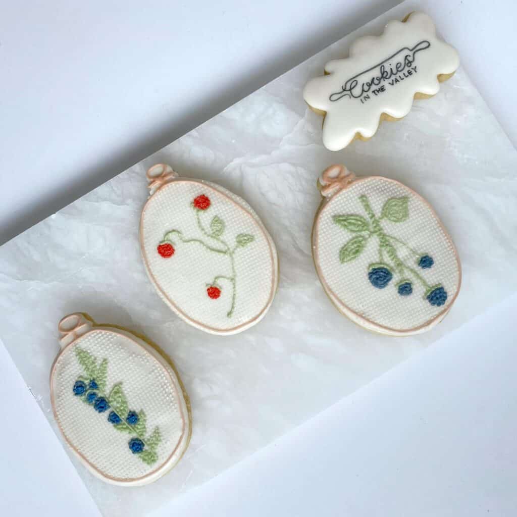 Cookies in the Valley, decorated and baked by Jackie. Ashland County, on Lake Superior. Beautiful decorated cookies. Custom cookie orders.